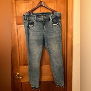 Torrid Light Wash Jegging Size 20R
